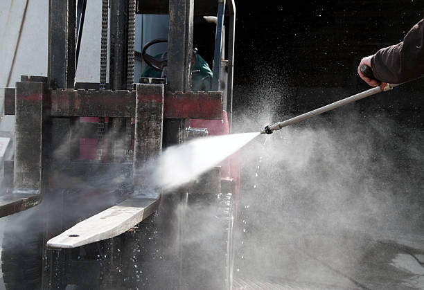 Best Gas Station Cleaning  in Lytle, TX